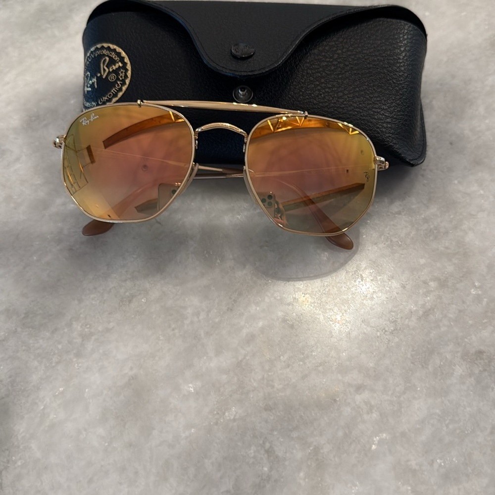 The Marshal pink and gold lens - Picture 3 of 5